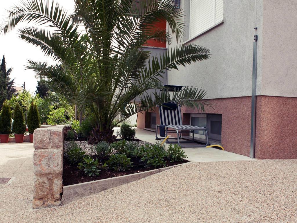 Apartments Paklenica Starigrad Paklenica Exterior foto